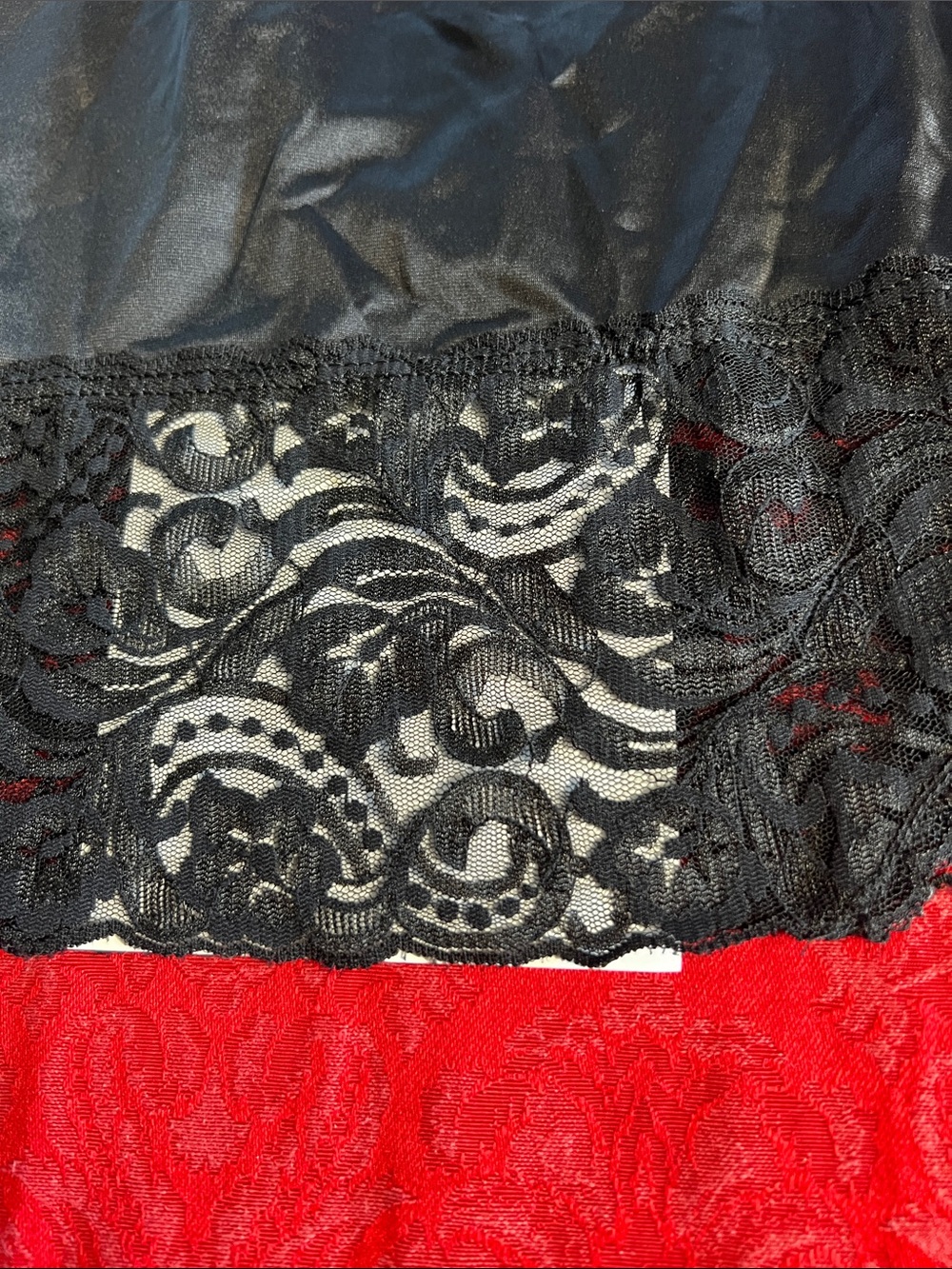 Vanity Fair Black Half Slip Women's XL Lace Hem Nylon Made in USA Style 11-752 - Picture 3 of 7